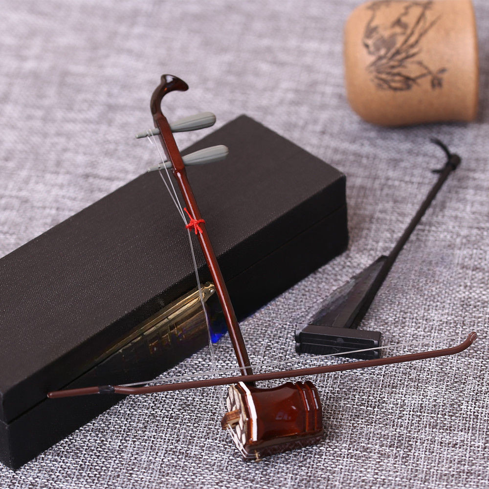 เครื่องมือจิ๋วไม้ Big Pipa Erhu Guzheng Model Jewelry Music School Teacher Gift Company ไม้ Mini Ins