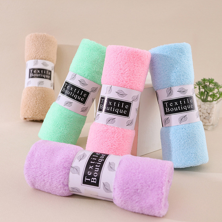 OMC ผ้าขนหนูผืนเล็ก ขนาด 35x70cm. สีพื้น ผ้านุ่ม คละสี