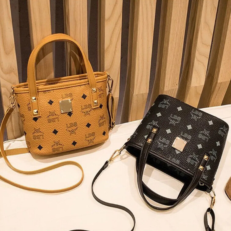 กระเป๋าแฟชั่น กระเป๋าถือ มีพร้อมสายสะพายข้าง bag-00 104