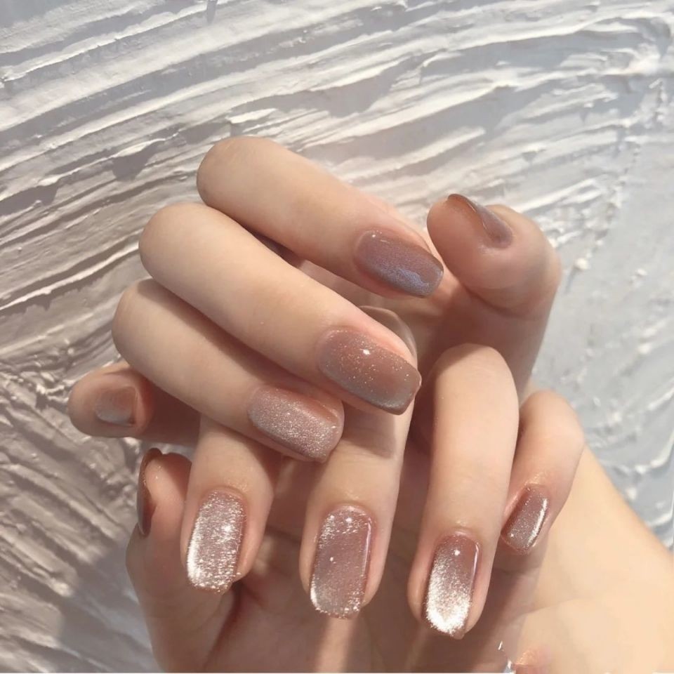 Hand-wearing nails, fake nail patches