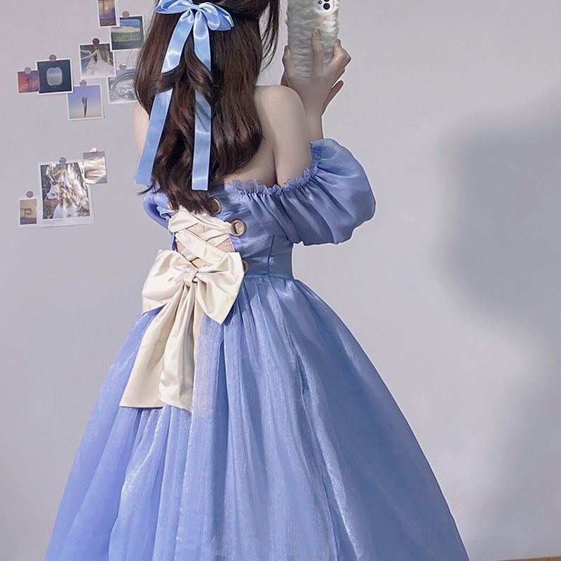 Blue Escaping Princess ผู ้ ใหญ ่ ชุดไหล ่ เดียวเชือกแขวนคอโบว ์ ชุดจัดเลี ้ ยงหรูหราชุด