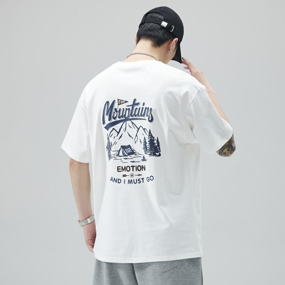 [พร้อมส่ง][UT]ใหม่ เสื้อยืด โอเวอร์ไซส์ ผู้ชายและ y2k แฟชั่น ใส่สบายๆ สวยๆ ไซส์ใหญ่ การ์ตูน