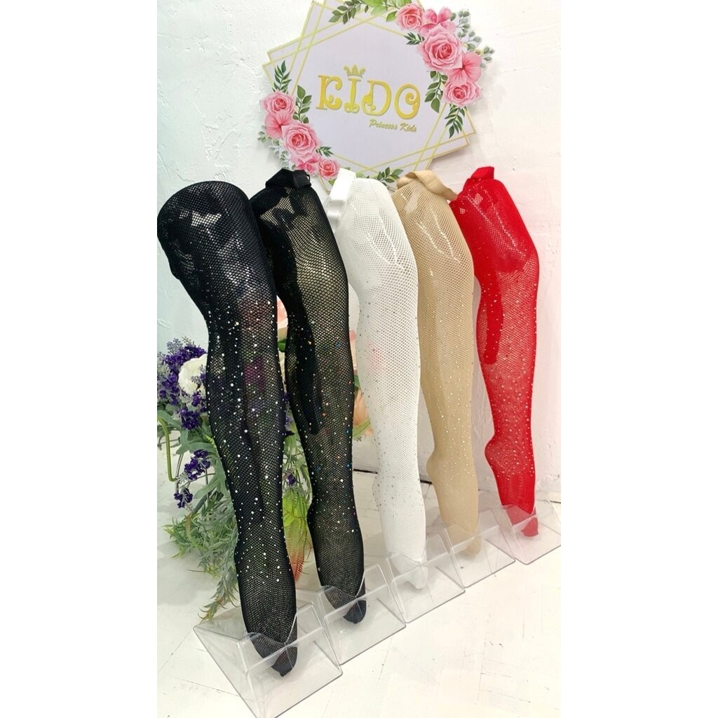 ssถุงน่องเด็ก(หน้าร้านอยู่รัชดา)L204 สีขาว สีดำ สีเนื้อ สีแดง ลายตาข่ายประดับด้วยเพชรสีขาว สวยหรูดูแพงมาก