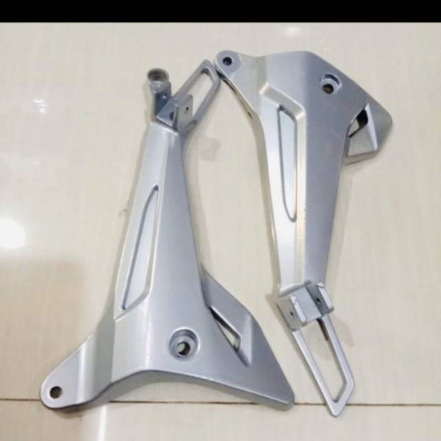 Footstep Mount Step Back Step Bracket Supra X125 - X 125 A Class แข็งแรง แข็งแรง แข็งแรง ทนทาน รถจัก