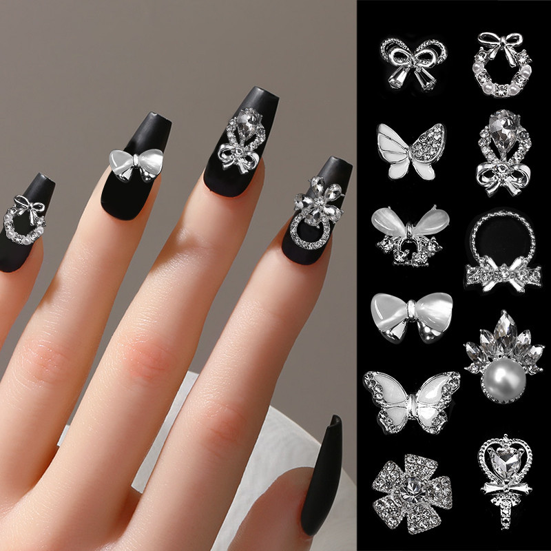 โลหะเงินผีเสื้อ Bowknot เล็บ Rhinestones 3D ตกแต่ง DIY Nail Art Charms อุปกรณ์เสริม