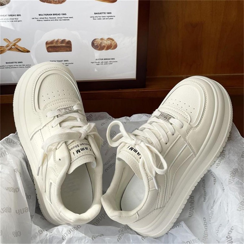 พร้อมส่งจากไทย รุ่นQ97 รองเท้าผ้าใบผู้หญิง รองเท้าสีขาว เรียบง่ายและใจกว้าง แฟชั่นญี่ปุ่น แมทช์ได้ทุกชุดชุดรองเท้าลำลอง