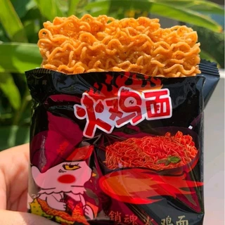 ยกลัง 100 ห่อ มาม่าจิ๋วทานเล่นรสไก่เผ็ดเกาหลี ห่อละ 17 กรัม