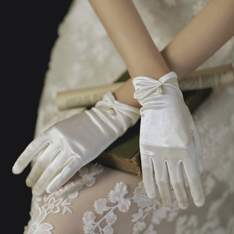 ถุงมือเจ้าสาวลูกไม้ถุงมือชุดแต่งงานสีขาวถุงมือวินเทจหรูหรา