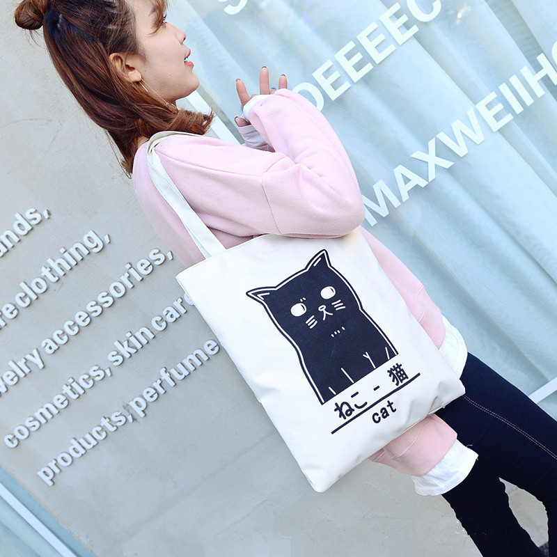 กระเป๋าสะพาย แมว ถุงผ้า มีซิป Tote Bag กระเป๋าผ้าสุดคิ้วท์ เนื้อผ้าดี สีสวย ลายสกรีน น่ารัก กระเป๋าผ้าดิบสีครีม มีลาย