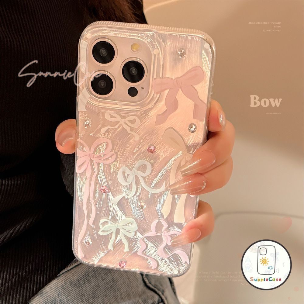 โบว์สีดำโรแมนติกศิลปะสีชมพู รักดิลเวอร์ขนนกเลเซอร์แขนนุ่ม iPhone 7 8 Plus XR 11 13 15 14 12 Pro Max XS X Max