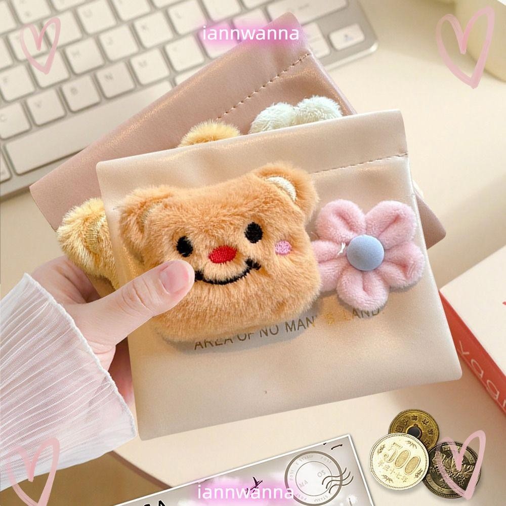 Iannwana Butter Bear กระเป๋าเครื่องสําอาง, การ์ตูนพร้อมจี้ดอกไม้กระเป๋าใส่เหรียญ, น่ารัก Mini PU หนังเครื่องประดับผู้หญิงหญิง