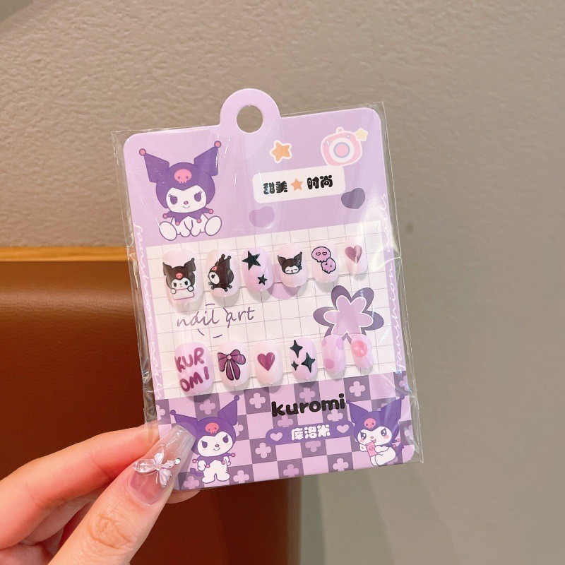 น่ารัก Sanrio Kuromi Melody สติ๊กเกอร์ติดเล็บที่ถอดออกได้สวมใส่เด็กเล็บปลอมหญิงเล็บแพทช์เล็บ Art