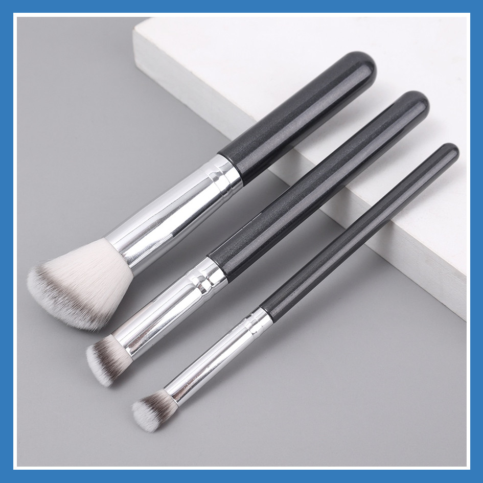 【24จัดส่งภายใน ชั่วโมง🔥】แปรงแต่งหน้า 1PCS - สำหรับใบหน้า, รองพื้น, แป้ง, คอนซีลเลอร์, บลัชออน - เส้น