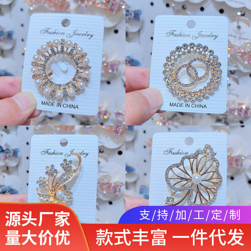 เวอร ์ ชั ่ นเกาหลีแฟชั ่ นเข ็ มกลัดโลหะผสมขายส ่ ง High-End Niche Pearl เข ็ มกลัดอุปกรณ ์ เสริม All-Match ตกแต ่ ง Collar Pin Buckle