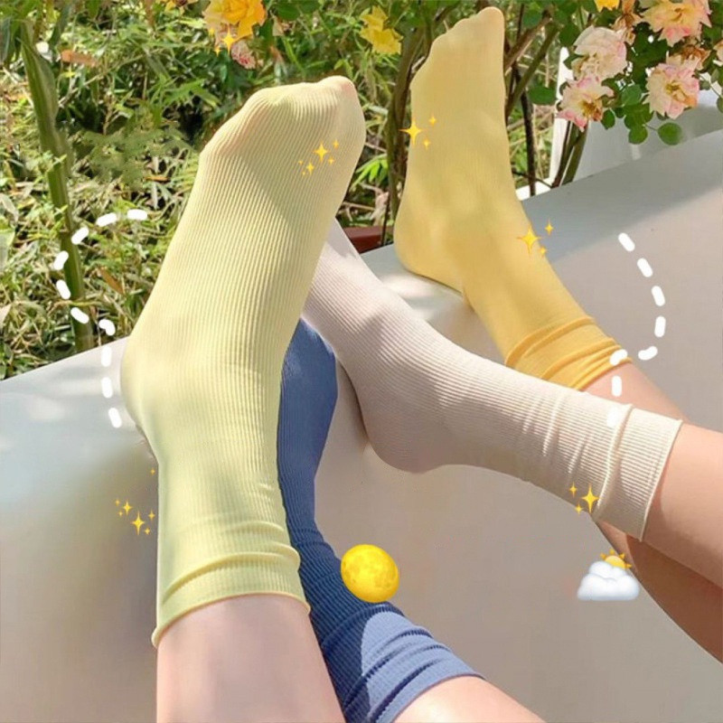 ถุงเท ้ าบางสีสันสดใสฤดูร ้ อนถุงน ่ องยาวเย ็ นผู ้ หญิงแฟชั ่ นรีดขอบถุงเท ้ า