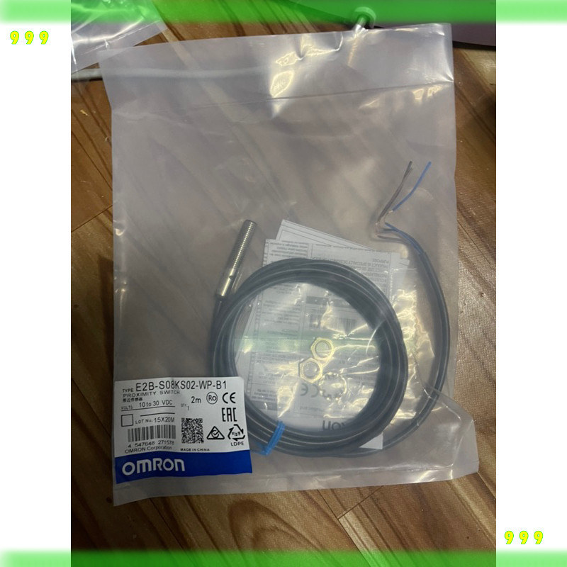 E2B-S08KS02-WP-B1 เช็นเชอร์ สวิตช์ พร้อมส่งในไทย