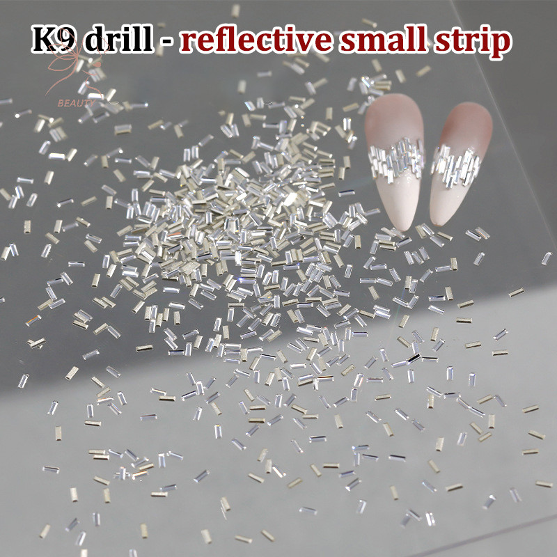 [maybeauty] 50pcs สะท้อนแสง Sparkle Mini สี่เหลี่ยมผืนผ้าเพชรสีขาวแถบเล็บ Rhinestones ตกแต่งเล็บ Ch {TH}