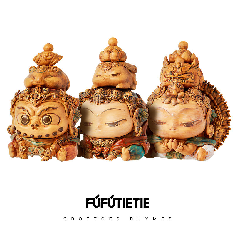 【FUFUTIETIE】ถ้ําตุนหวง Cultural Creative Action & Toy Figures with 3 Images: Kyanyin , Yellow God of Wealth and Manjushri