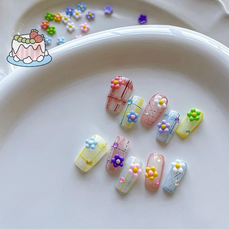 [Sep] 50 ชิ้นดอกไม้เล็กๆเล็บ Charms 3D เรซิ่น 5 กลีบ Rhinestones อุปกรณ์ตกแต่งเล็บเล็บ DIY.