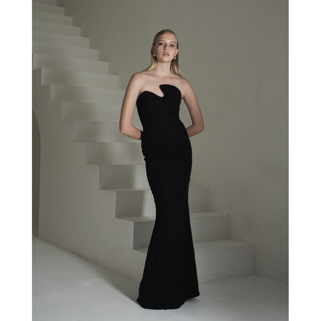 NICHp : Demi long dress New collection 2023 สินค้าพรีออเดอร์