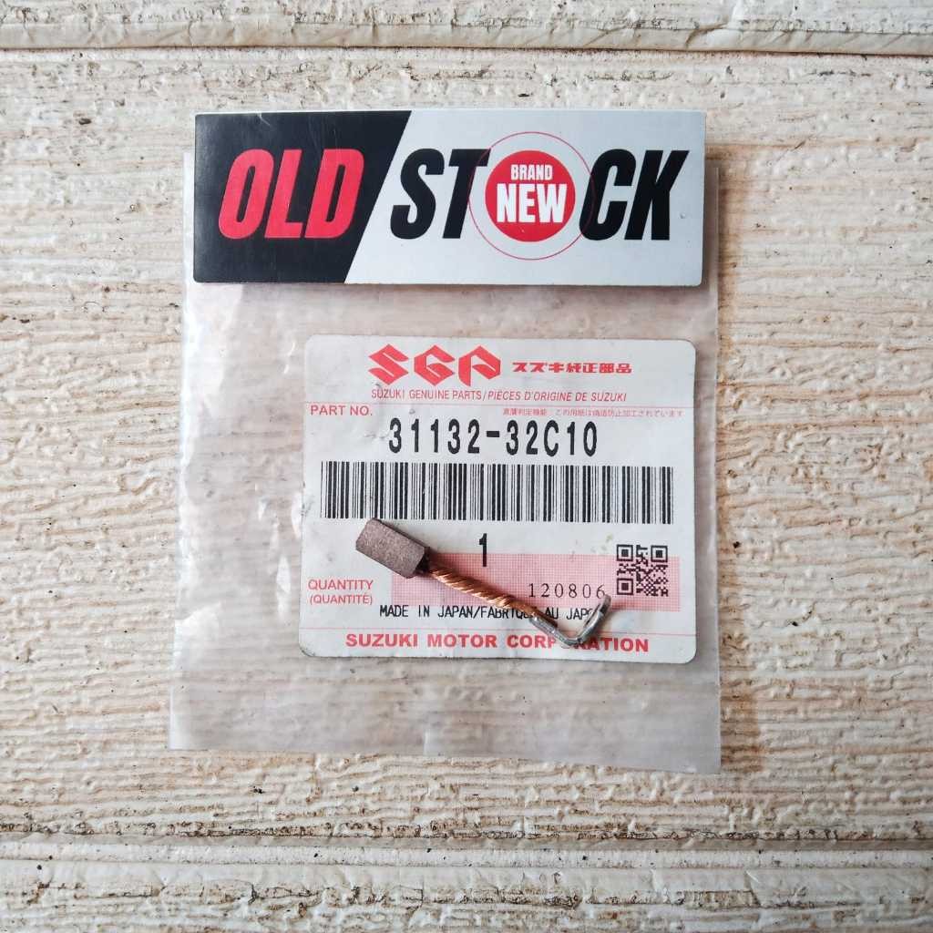 ต้นฉบับ 100% (31132-32C10) CARBON BRUSH STARTER DYNAMO SUZUKI GSF400 GSF 400 BANDIT ORIGINAL
