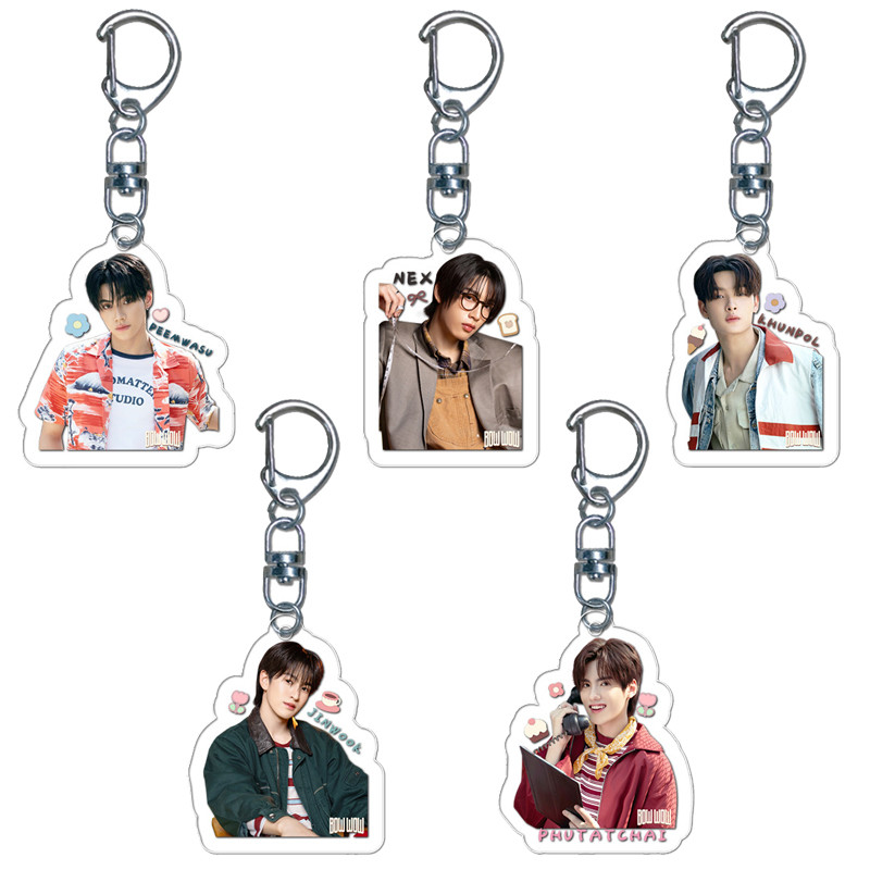 SQ3 BUS คุณพล พวงกุญแจอะคริลิคกระเป๋าเป้สะพายหลังจี้ทองแดง Peed Jinwook กระเป๋าอุปกรณ์เสริมดาว Perip