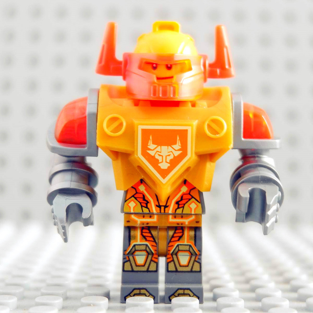 Lego LEGO NEXO Future Knights Minifigure NEX137 Aixo 72006 พิเศษ Z1