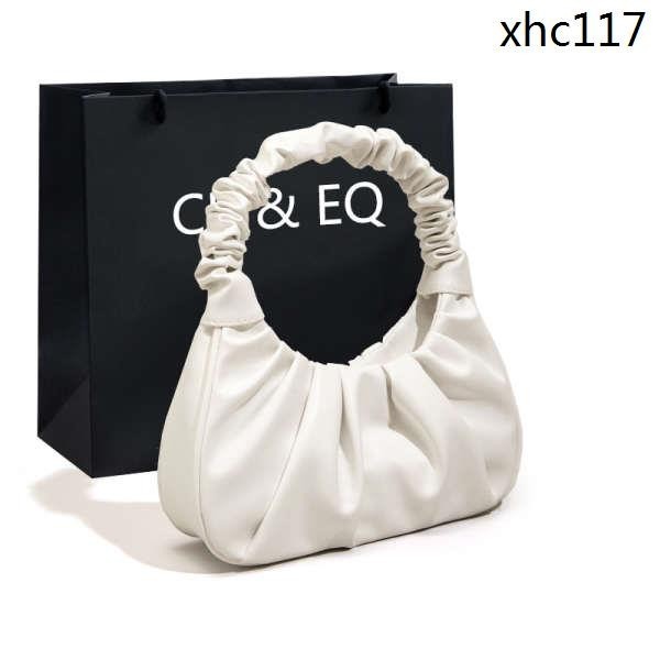 · ของขวัญวันเกิด Cloud Bag Ladies 2024 Niche Design Underarm Bag High-End Texture Portable Pleated Bag