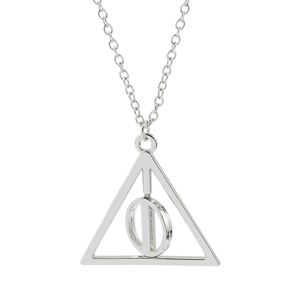 อะนิเมะ Deathly Hallows สามเหลี ่ ยม Rotatable จี ้ ตัวอักษรภาพยนตร ์ แฟชั ่ นเครื ่ องประดับ 60 ซม.สร ้ อยคอ