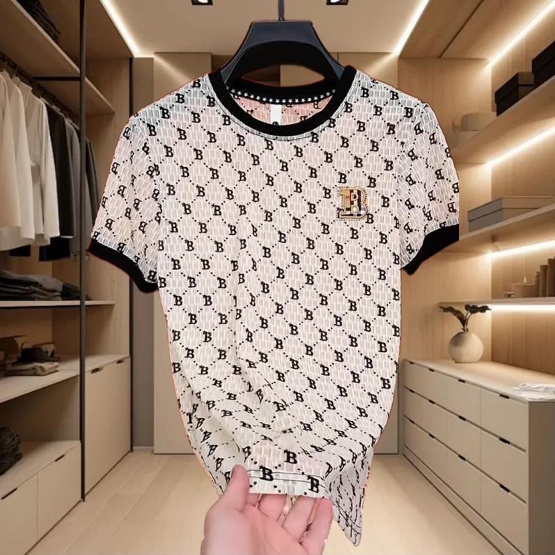 เสื้อยืดแขนสั้นผู้ชายฤดูร้อนใหม่แสงหรูหราสไตล์ยุโรปส่วนบุคคลการออกแบบใหม่ผู้ชายด้านบนแฟชั่นทุกการแข่งขันวัยรุ่นด้านบน