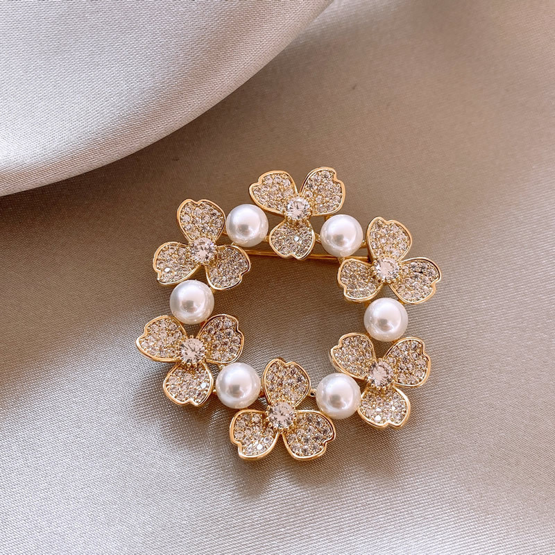 เข ็ มกลัดดอกไม ้ มุก Elegant Classy Pin Anti-glare Pin เข ็ มกลัดโลหะผสมคุณภาพสูง