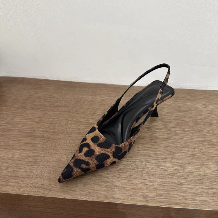 รองเท้าส้นสูงผู้หญิงไซส์ใหญ่ส้นแหลมพิมพ์ลายเสือดาว size35-42 ราคา ถูกที่สุด ดีลบีเคเค แกลเลอรีภาพที่ 9