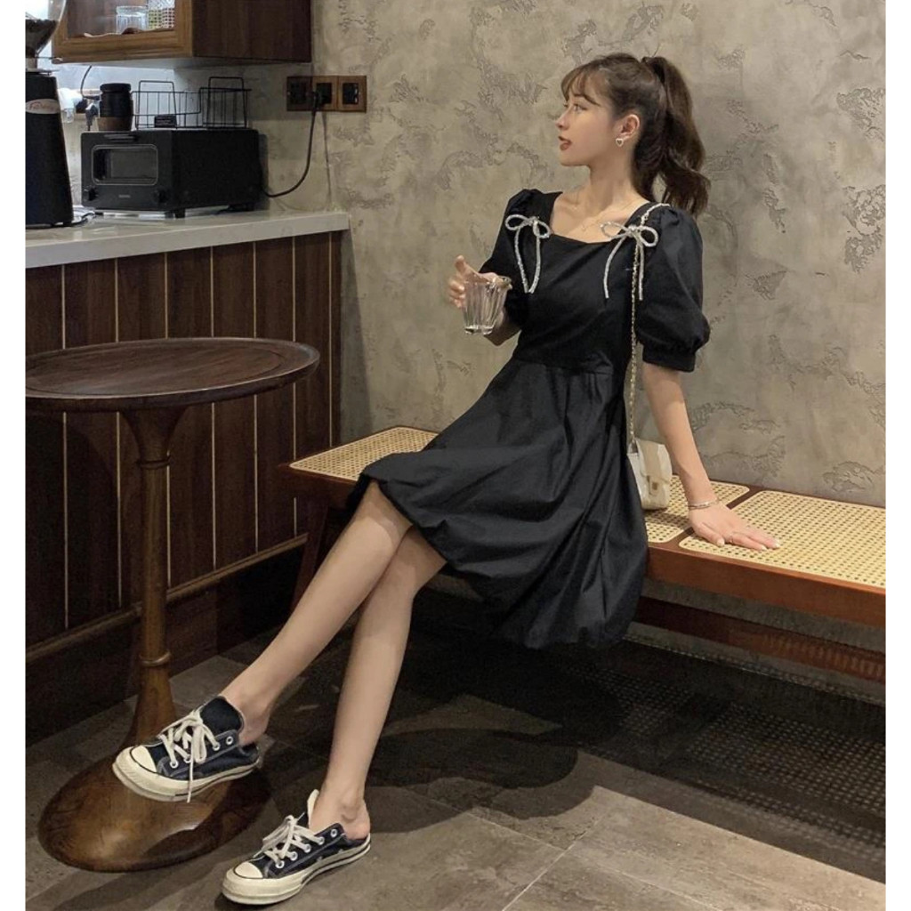 ชุดเดรสสั้น แขนตุ๊กตาสีดำ  กระโปรงทรงบอลลูน ผ้าฝ้าย แถม! เข็มกลัดโบว์ติดอกสองชิ้น Dress  #5525 - รูปที่ 6