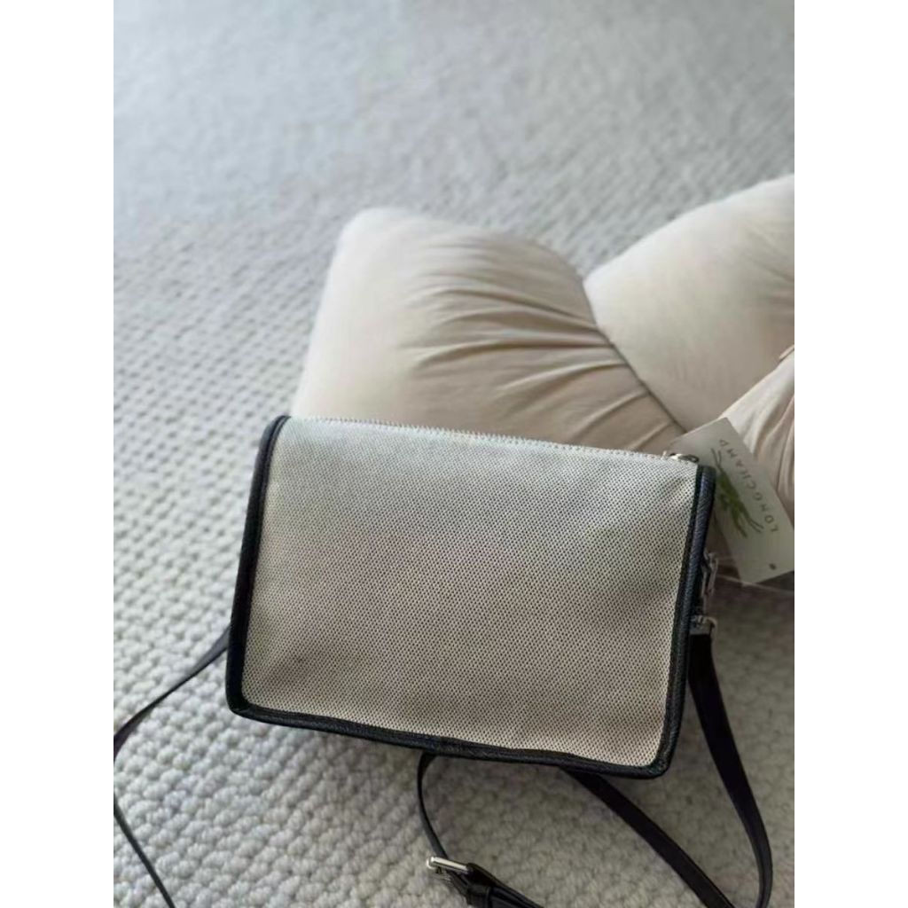 Essential TOILE กระเป๋าหญิงขนาดเล็กหนึ่งไหล่ Crossbody กระเป๋าสี่เหลี่ยมเล็ก LX250224