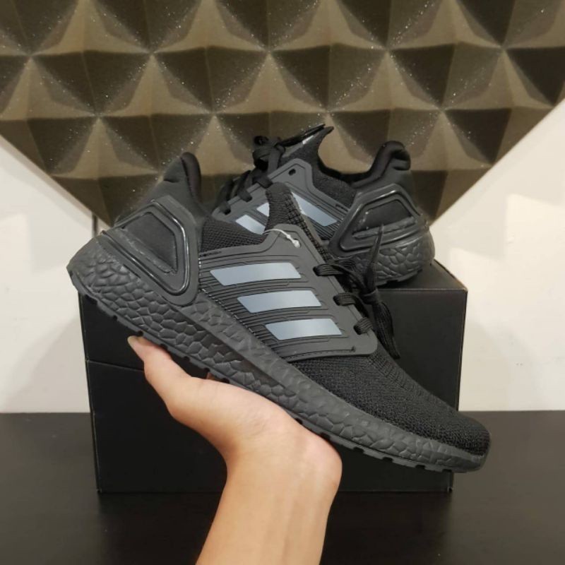 Adidas ULTRABOOST 20 TRIPLE BLACK Fashion Casual Sports Shoes Casual All-Match
