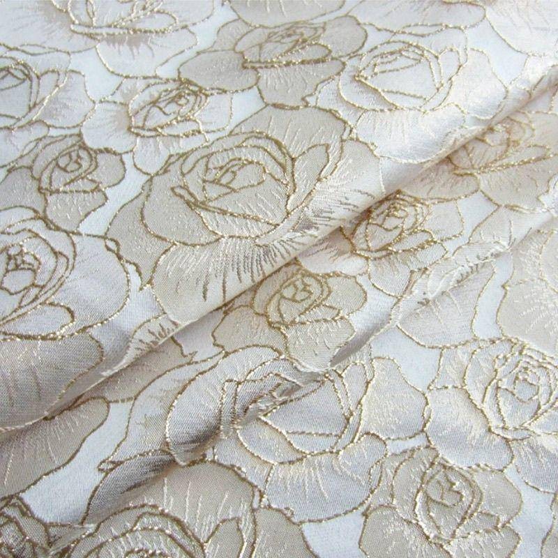 145*50 ซม. เส้นด้ายทอ jacquard 3D บรรเทา Gold Rose ผ้าไหมดอกไม้เสื้อผ้าผ้า