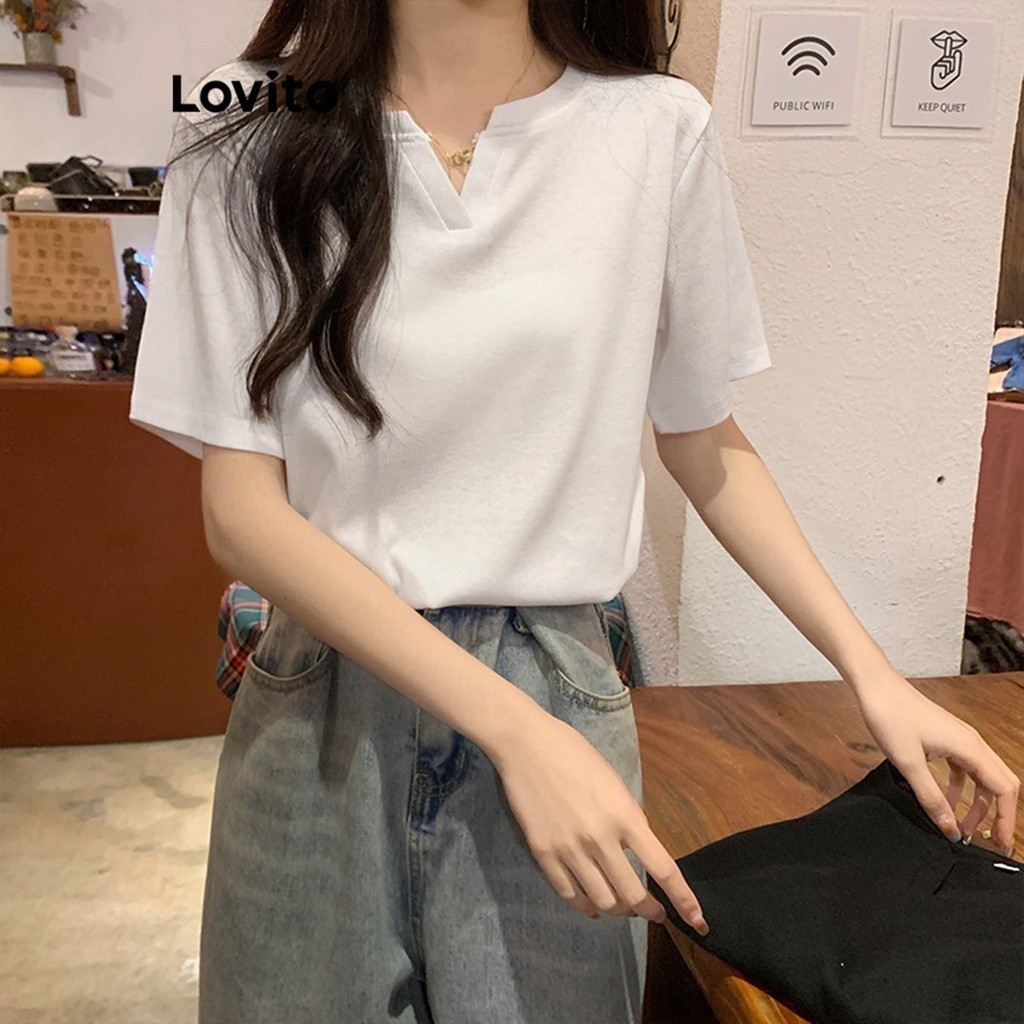 Lovito เสื้อยืดผู้หญิง เบสิก คอผ่า สีพื้น สไตล์ลำลอง LNE27014 (สีขาว / สีดำ)