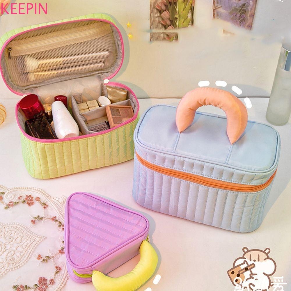 Keepin กระเป๋าเครื่องสําอางผู้หญิงมัลติฟังก์ชั่น Creative Nylon Square Triangle Fashion Travel Toiletry Bag