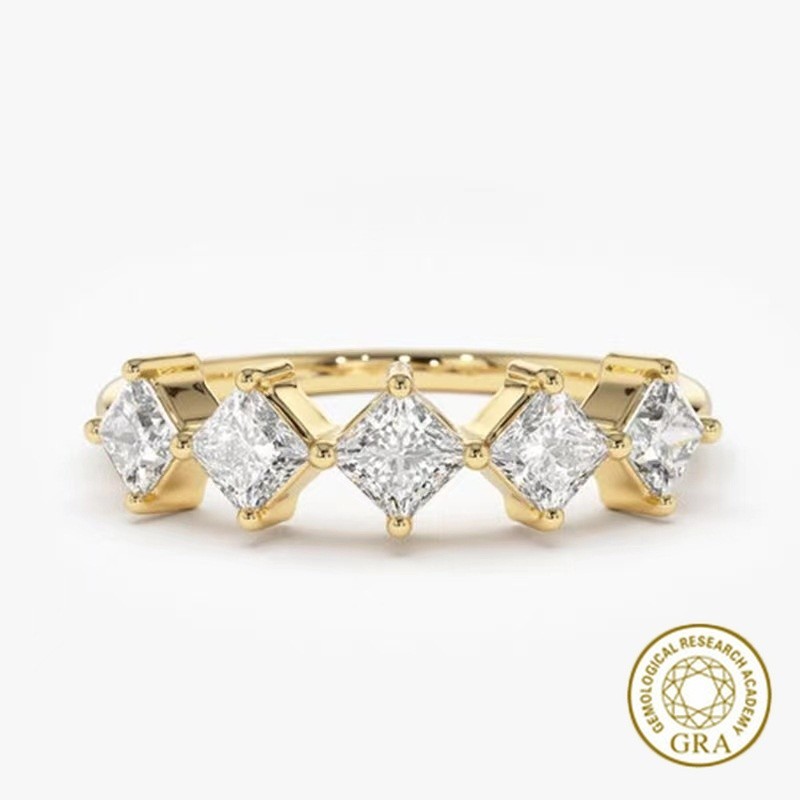 [ใบรับรอง Gra ฟรี] แหวนทอง Moissanite Diamond หรูหราอ่อน