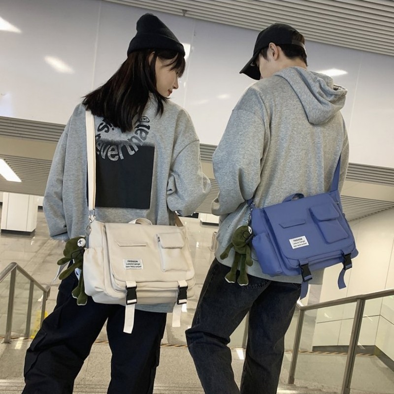 Minimalist Casual กระเป๋าสะพายข้างแฟชั่นกระเป๋าพร็อพนักเรียน - รูปที่ 5