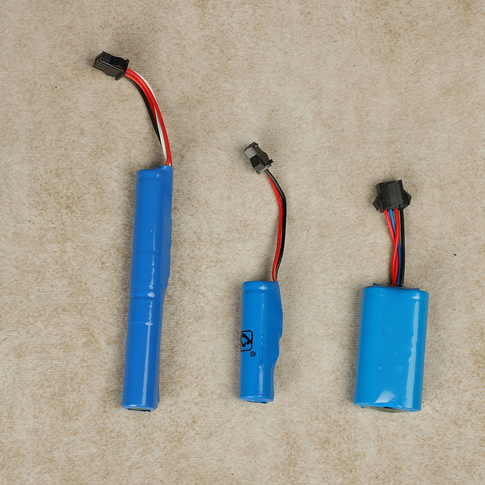 ของเล่นไฟฟ้า 7.4v แบตเตอรี่ลิเธียมแบตเตอรี่ของเล่นปืนฉีดน้ำแบตเตอรี่ 3.7v แบตเตอรี่ 11.1v