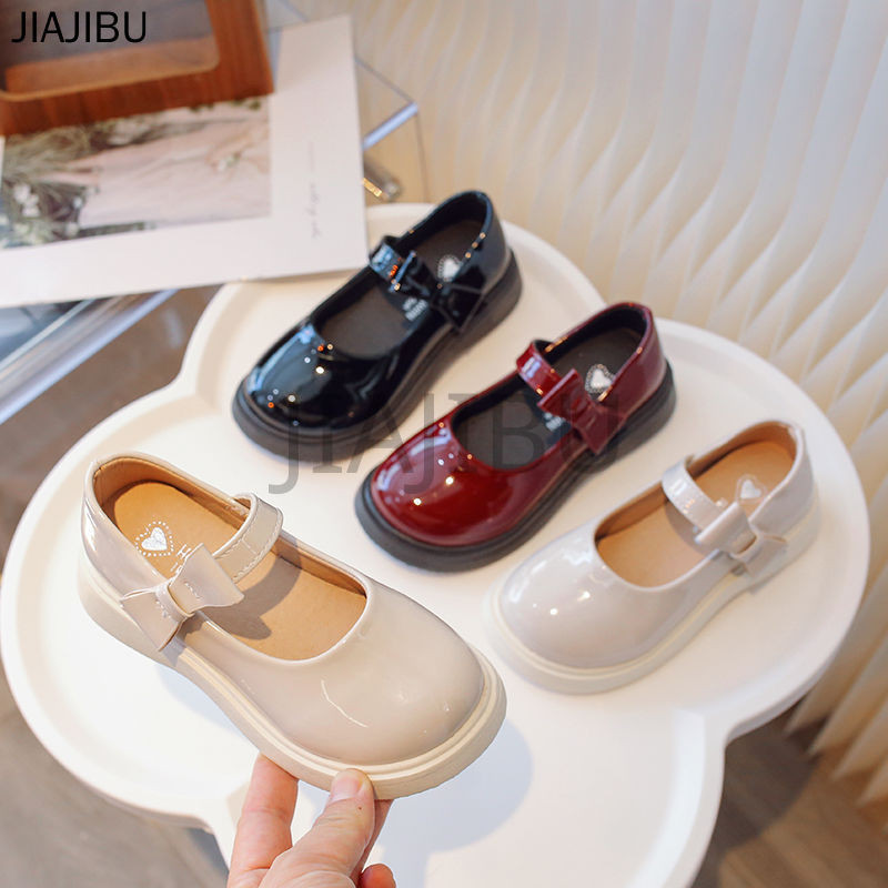 British Style Red Small Leather Shoes Fashion Kids Shoes Cute Girls White Princess Shoes Casual Soft Bottom Doll Shoes Korean Fashion Platform Mary Jane Shoes Black Round Toe Lolita Shoes Non-slip Cosplay Patent Leather Shoes Baby Shoes Kids School Shoes