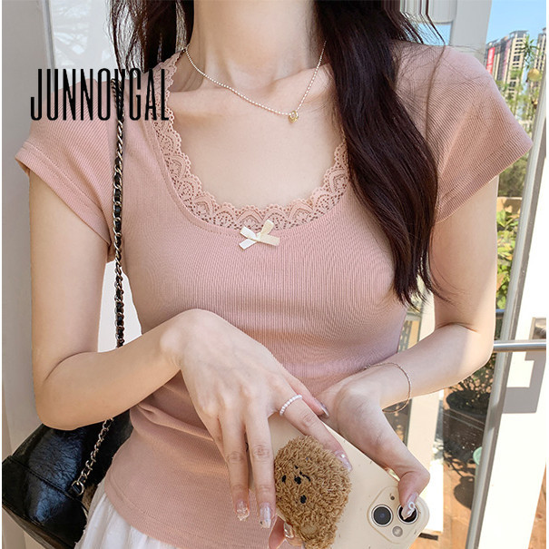 Junnovgal เสื้อยืดผู้หญิง 2024 Simply สีทึบ Bowknot Lace U คอสไตล์ใหม่แขนสั้น