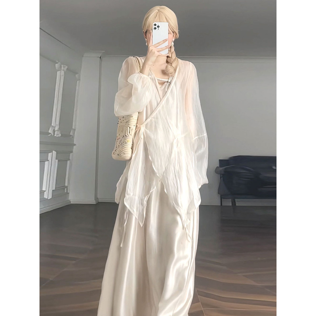 หลวม2025ฤแขนวผู้หญิงครีมกันแดดบางสไตล์เกาหสไตล์ใหม่เล็กน้อยโปร่งใสสีทึบ ทงแดมุน เสื้อ ผอมลง  ฮะ