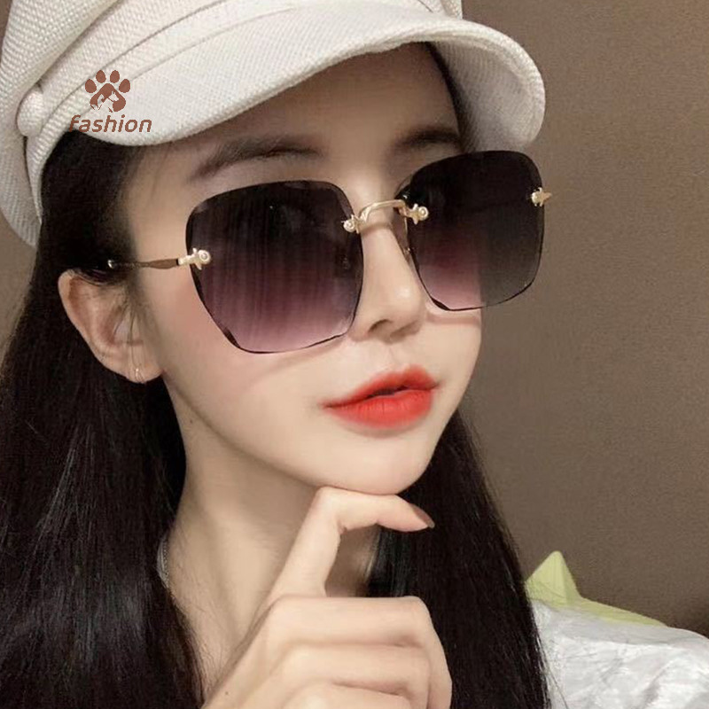 [แฟชั่น] แฟชั่นgradientแว่นตาสุภาพสตรีuv Protection Shadesแว่นตากันแดดผู้หญิงSquare Framelessแว่นตา {TH}
