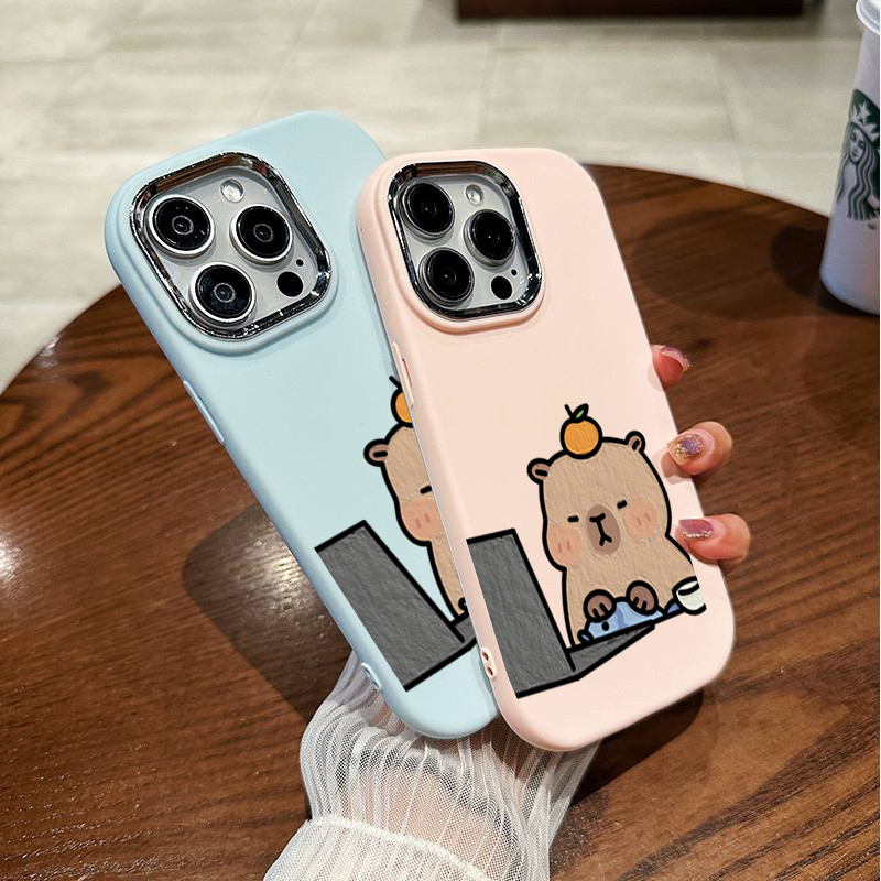 Shell สําหรับ Samsung Galaxy S25 S24 Ultra S23 S22 Plus S24FE หมายเหตุ 10 20 S20 S21 FE A53 A73 A71 A51 A52 A14 A24 กรณีน่ารัก Capybara Candy สีชุบเลนส์โลหะ - รูปที่ 3