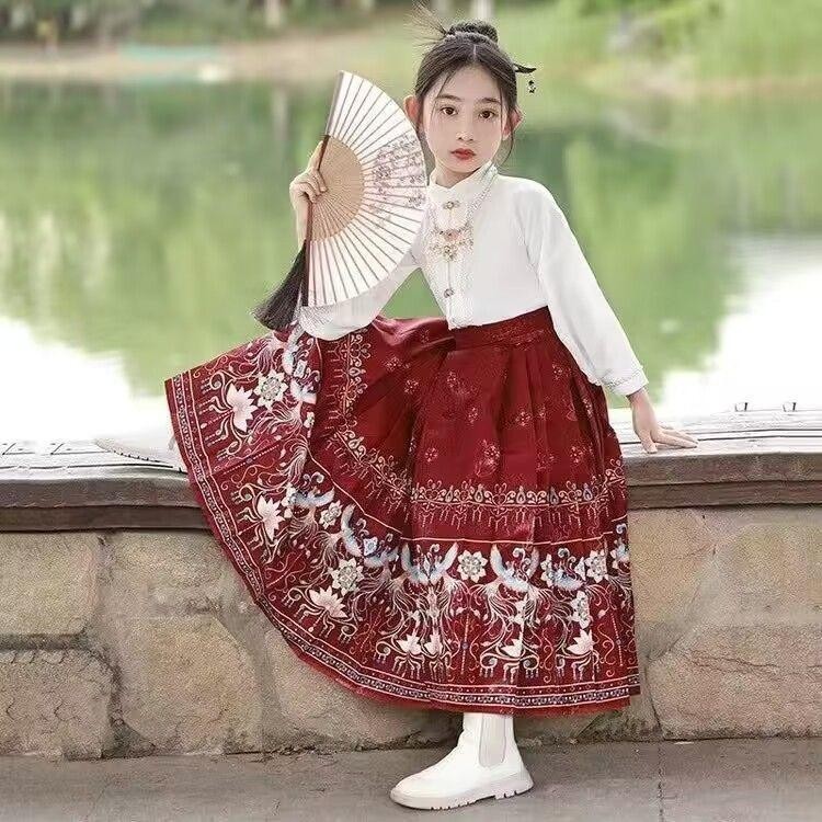 ฉี่คิดส์ ชุดกระโปรงเด็กผู้หญิงหน้าม้าใหม่ราชวงศ์หมิงสไตล์จีน ฮันฟู ย้อนยุคสไตล์ชาติพันธุ์ชุดสองชิ้น