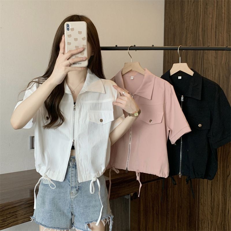【พร้อมส่ง】MSD ฤดูร้อนใหม่เสื้อผ้าสตรีเกาหลีสั้นทํางานสไตล์เสื้อผ่อนคลายสันทนาการ เชือกรูด ซิปรายละเอียด