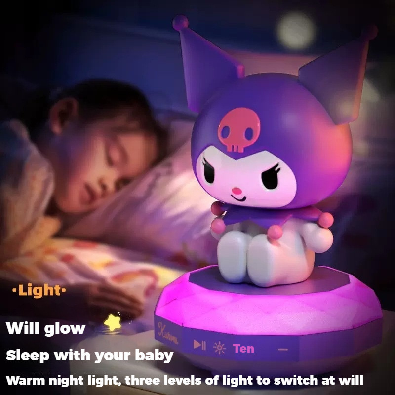 SANRIO ของแท้ ซานริโอ คุโรมิ มัลติฟังก์ชั่ลําโพงบลูทูธกระปุกออมสินที่มีไฟกลางคืนสาวของขวัญของขวัญวันเกิดเด็กสําหรับเด็กผู้หญิง