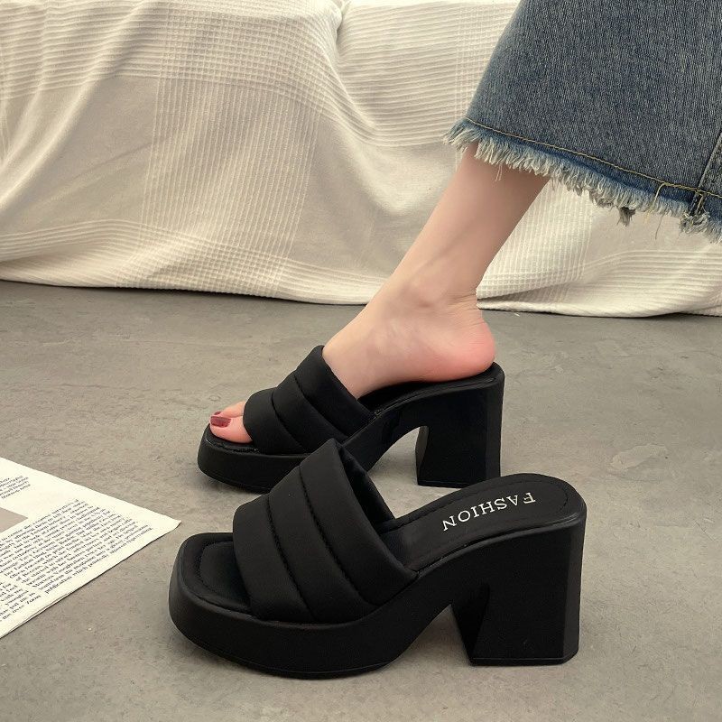 Chanel สไตล์หนาSoled ส้นหนาส้นแบนรองเท้าส้นสูงรองเท้าแตะรองเท้าแตะแพลตฟอร์มกันน้ําเขา